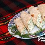 Savory snacks made from cottage cheese with garlic and herbs