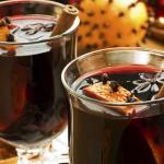 Mulled wine - what is it? Warming up is the most important step in preparing mulled wine.