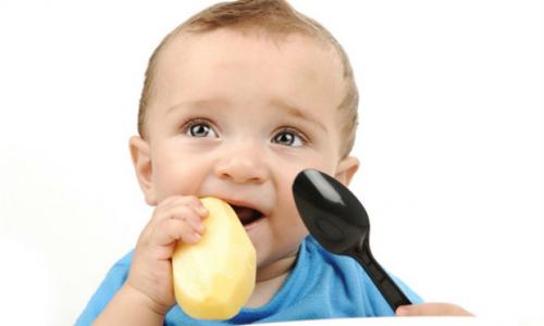 Teaching your child to chew solid food