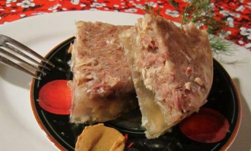 Jellied meat: benefits and harm to the body, preparation, reviews