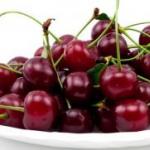 Vitamin composition and nutritional value of cherries - what else do we owe Yuri Dolgorukome?